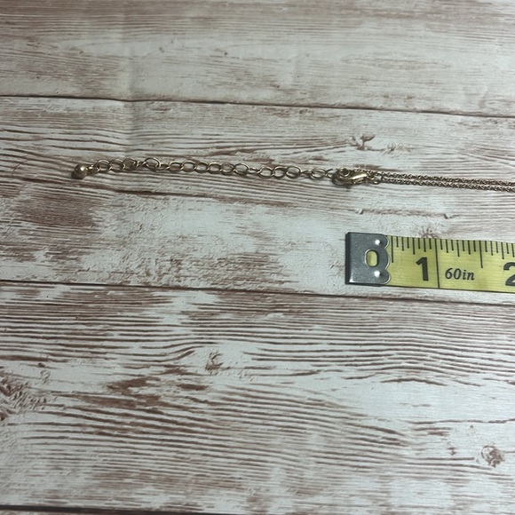 AGT 19” Gold Toned Chain & 2” Yellow Pendant - Picture 6 of 6